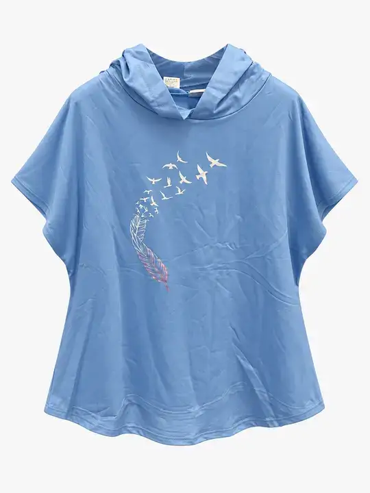 T-shirt a maniche corte con cappuccio e stampa piuma